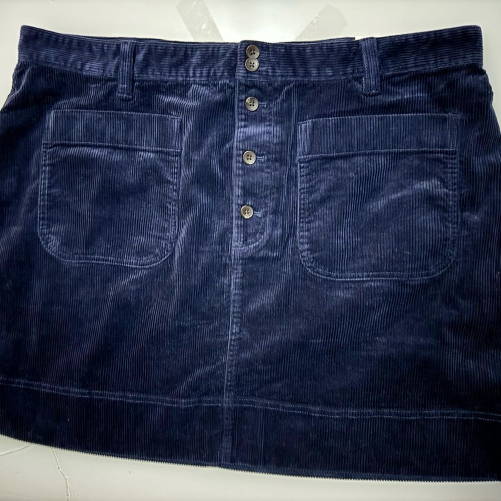 FREE ASSEMBLY WOMEN’S SKIRT